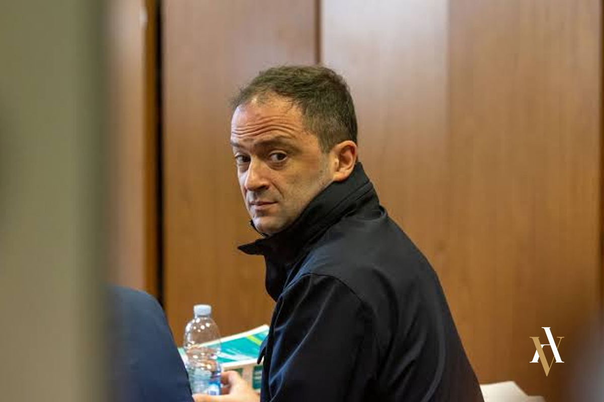 Alberto Genovese juicio por agresion sexual Alberto Genovese durante un juicio por agresión sexual con sumisión química relacionado con las fiestas de Terrazza Sentimento